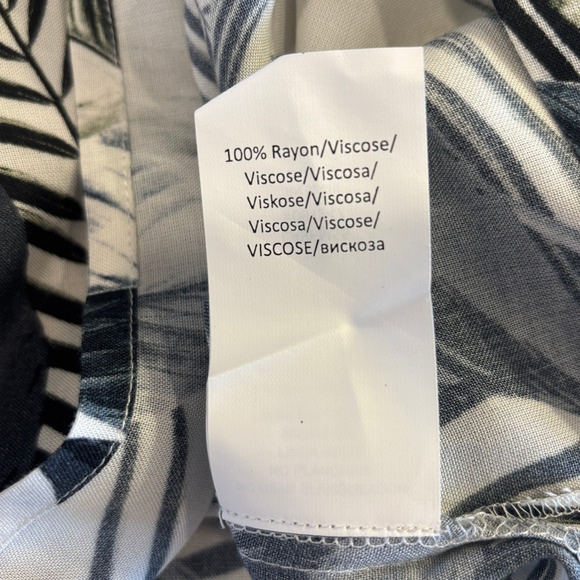 LaBlanca Womens Tropical Black White Swimsuit Coverup Resortwear Vacation XS - Picture 6 of 8